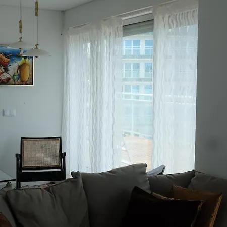 Apartment Oasis *