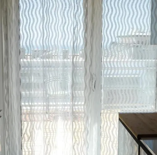 アパート Oasis ブアルコス